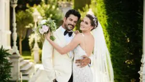 Aşkları İle İçimizi Isıtan Fahriye Evcen ve Burak Özçivit’in Kalbimize Dokunan Hikayesi!