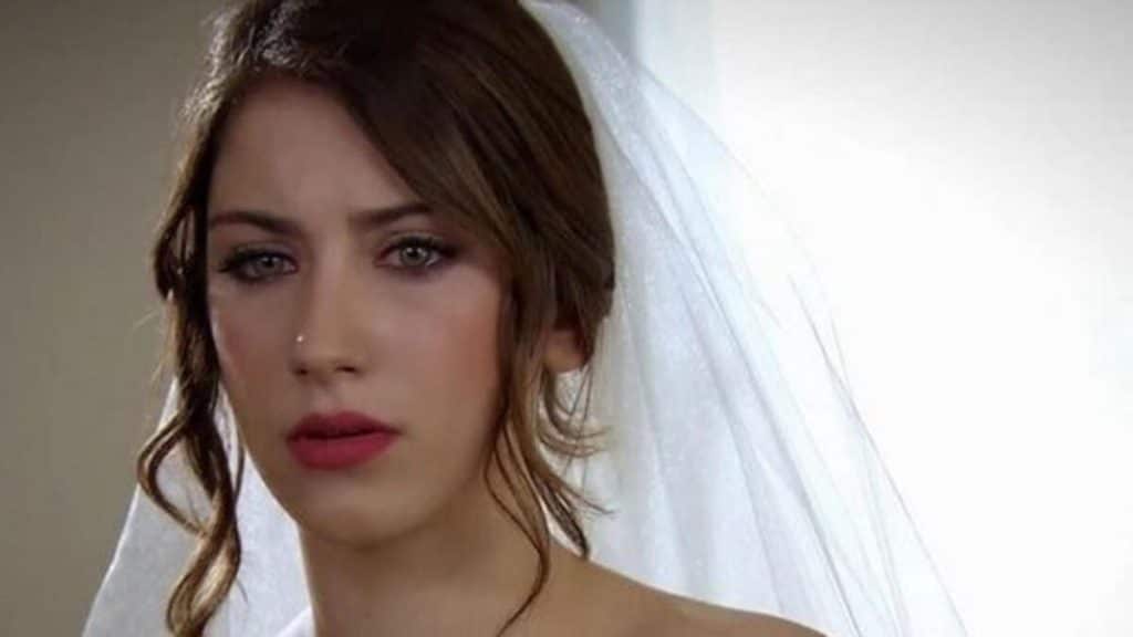 Hazal Kaya